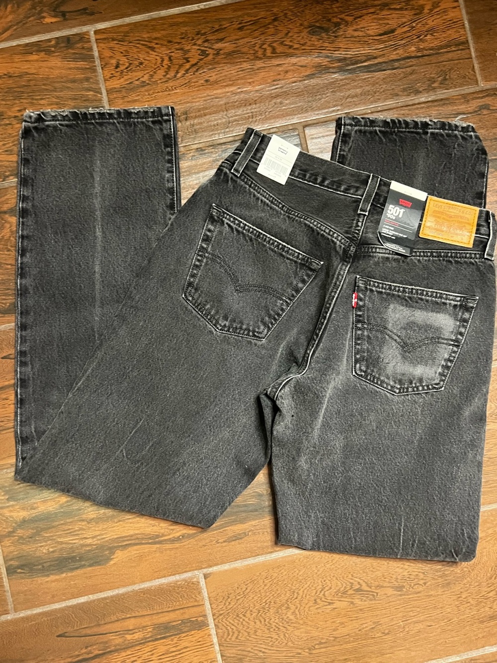 Levi’s Premium 501 90s Mid Rise Straight Leg Jeans Size 26 NWT Classic Denim - Picture 4 of 6
